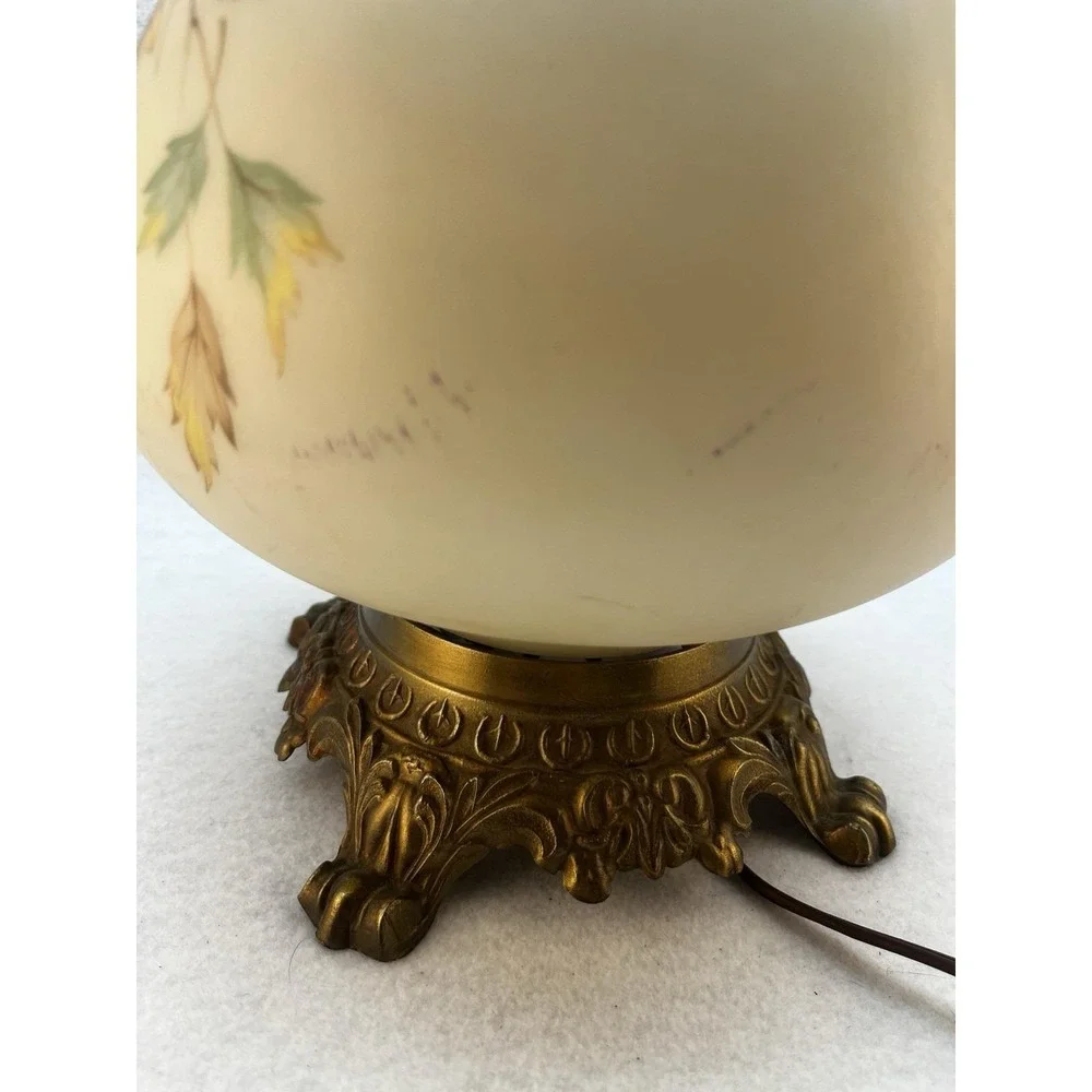 Parlor Lamp-Gone with The Wind -Hand Painted Globe- For Parts- Maple Leaves- VTG